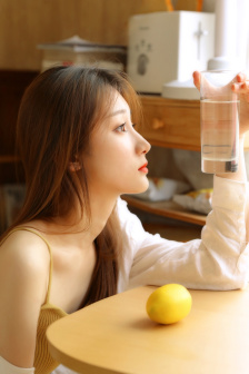 美女拔萝卜玩具